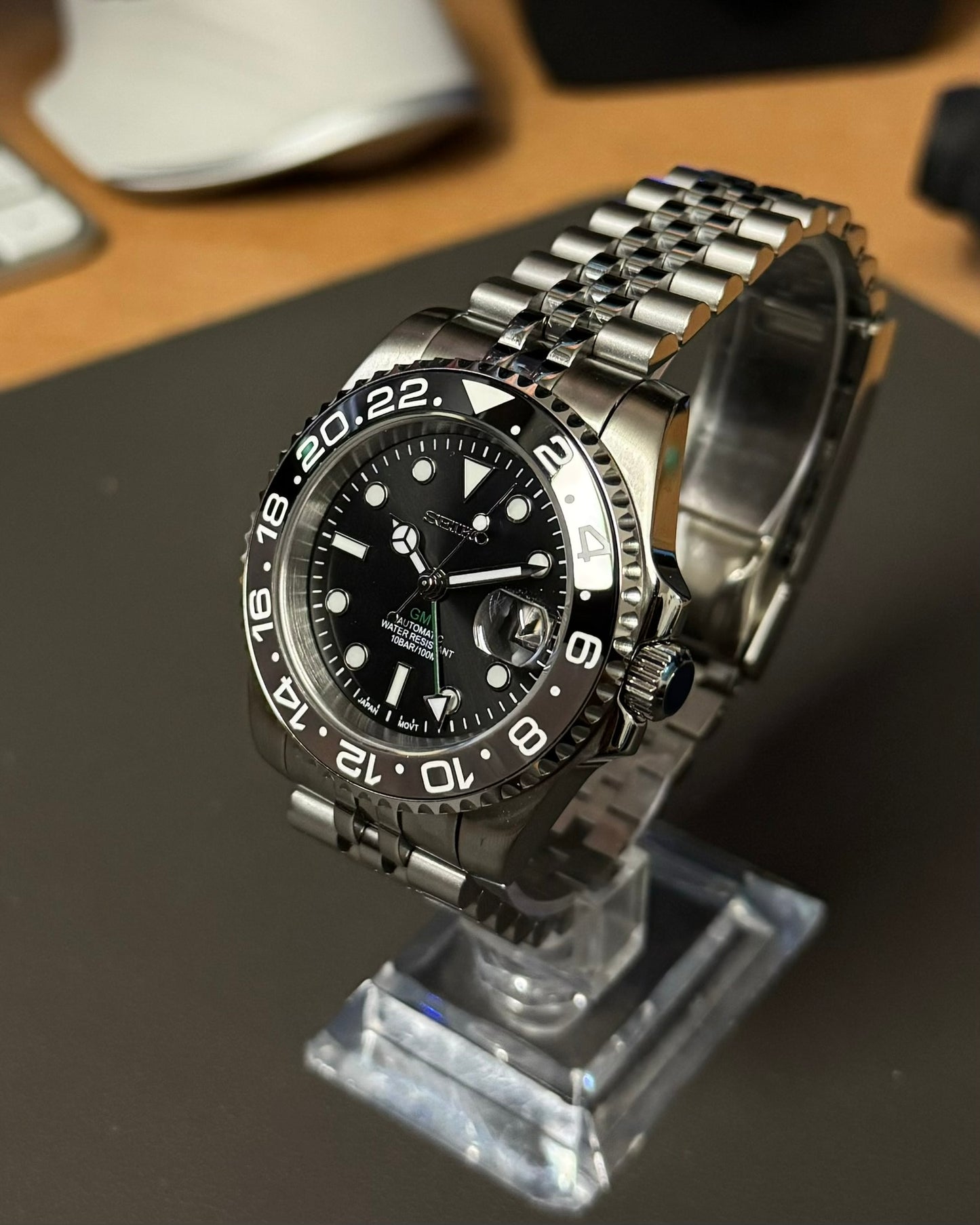 GMT: Stainless Steel Bruce Wayne Rotating Bezel w/ Jubilee Bracelet