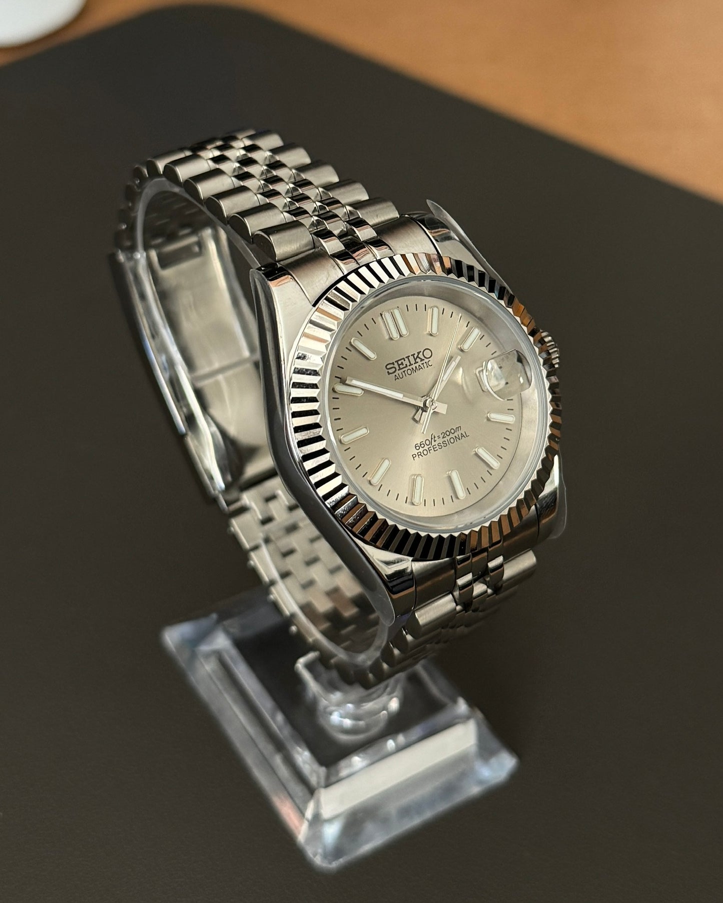 DateJust: Stainless Steel Tan Dial Stick Markers w/ Jubilee Bracelet