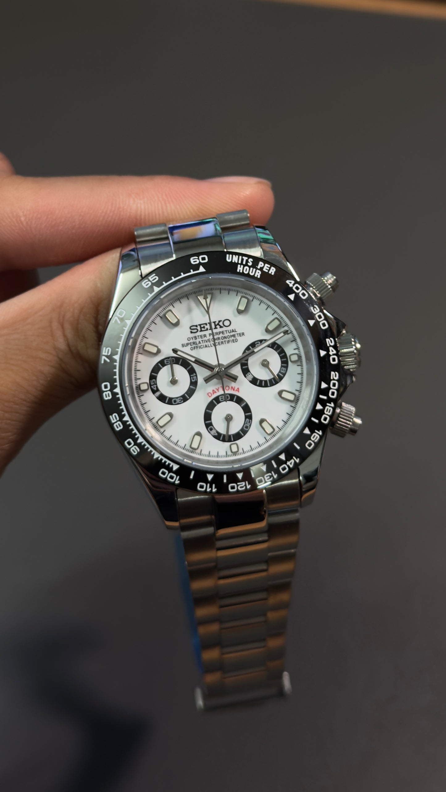 Seiko Mod Chronograph: Stainless Steal Panda Dial on Oyster Bracelet