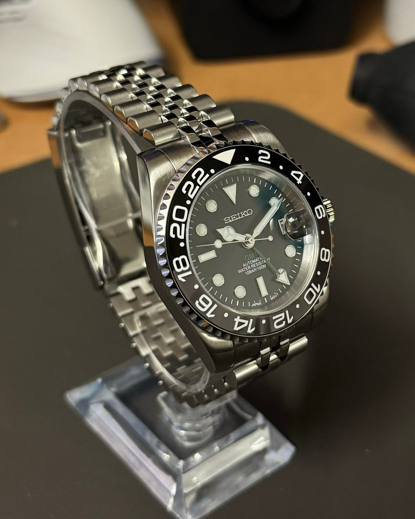 GMT: Stainless Steel Bruce Wayne Rotating Bezel w/ Jubilee Bracelet