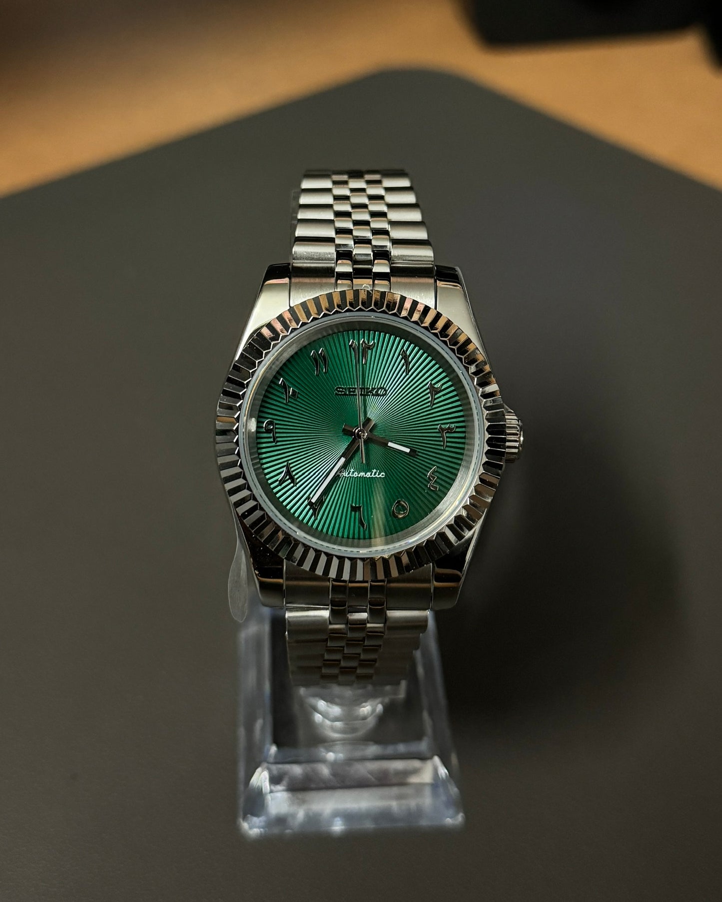 DateJust: Stainless Steel Green Dial Arabic Markers w/ Jubilee Bracelet