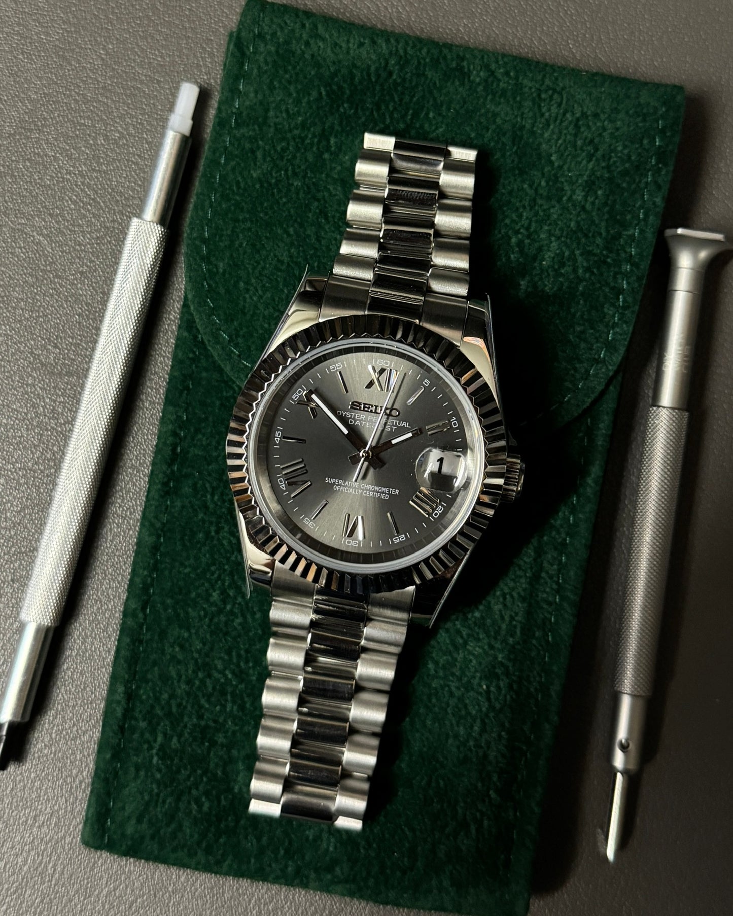 DateJust: Stainless Steel Grey Dial Roman Markers w/ Presidential Bracelet