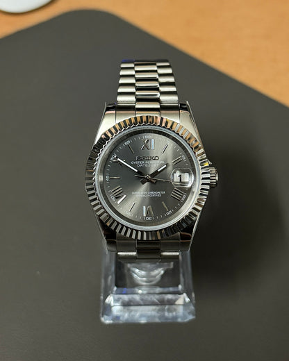 DateJust: Stainless Steel Grey Dial Roman Markers w/ Presidential Bracelet
