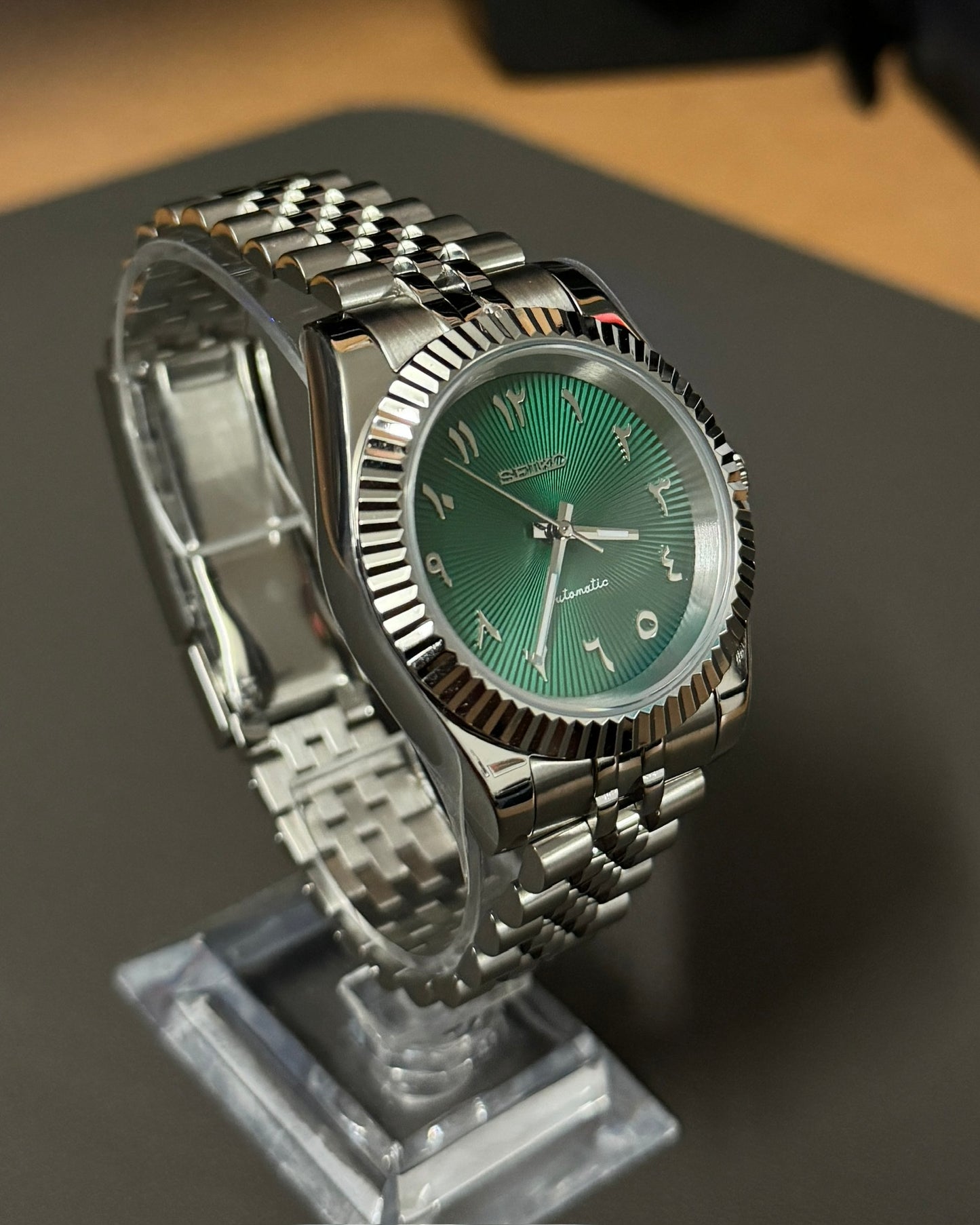 DateJust: Stainless Steel Green Dial Arabic Markers w/ Jubilee Bracelet