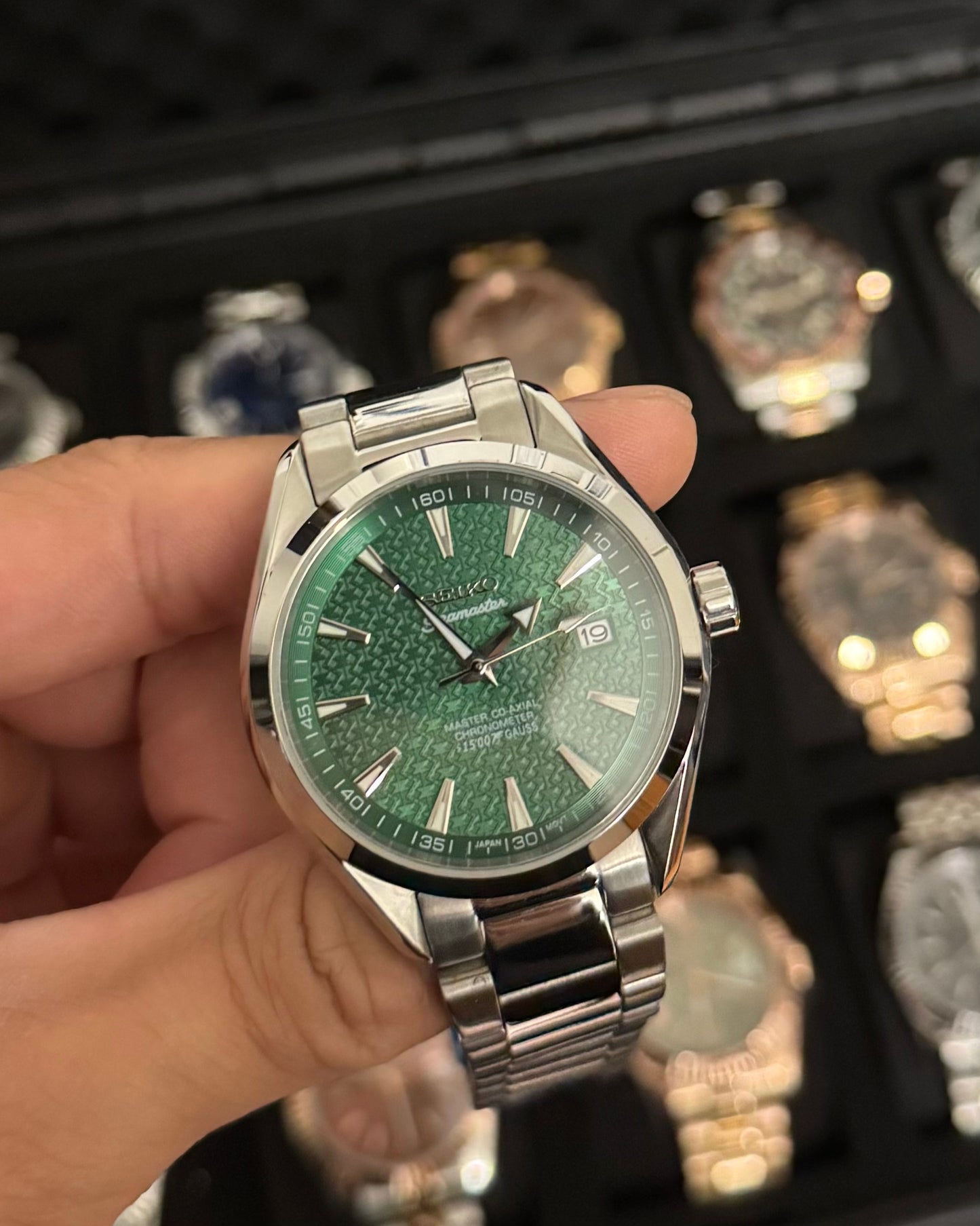 Seiko Mod Seamaster: Stainless Steel Guilloche Green Dial