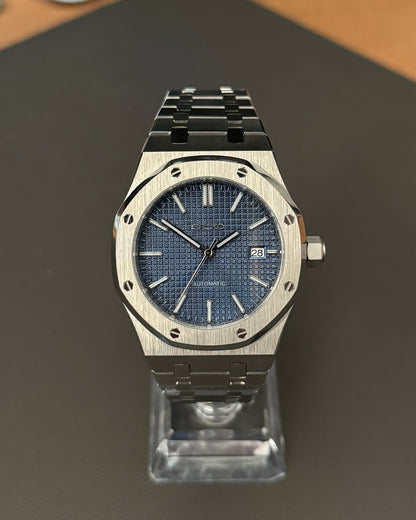Royal Oak: Stainless Steel w/ Blue dial