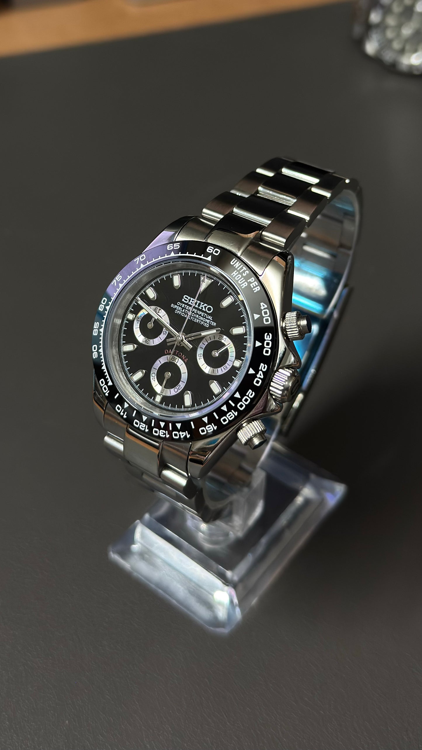 Chronograph: Stainless Steel Black Dial on Oyster Bracelet