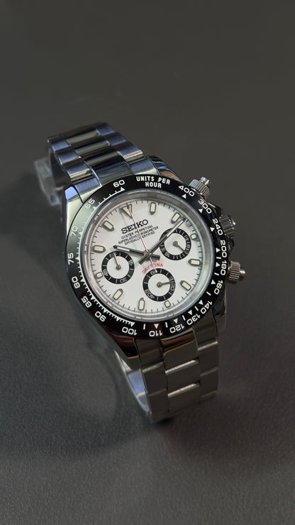 Seiko Mod Chronograph: Stainless Steal Panda Dial on Oyster Bracelet