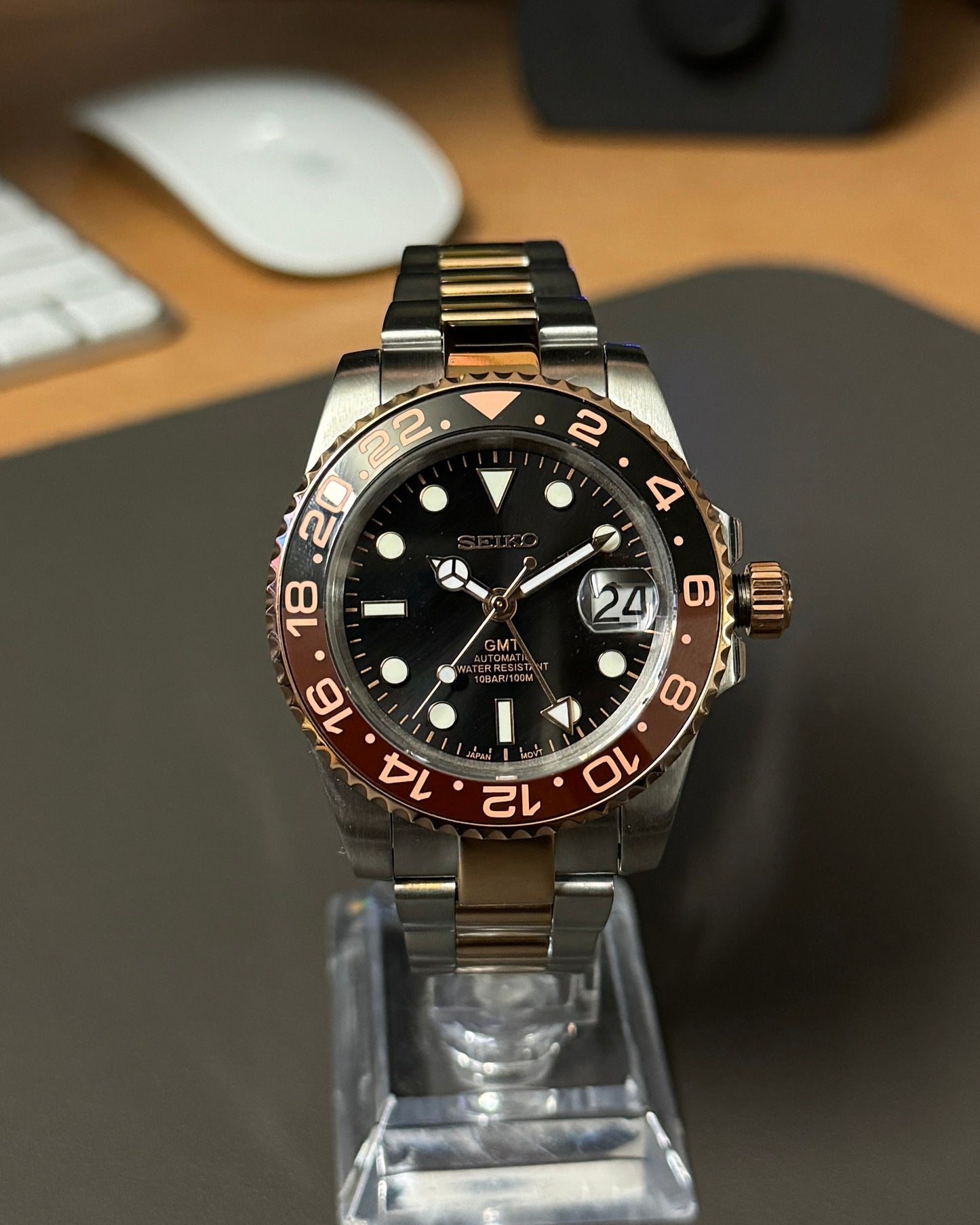 Seiko Mod GMT: Two-Tone Rose Gold Root Beer Rotating Bezel w/ Oyster Bracelet