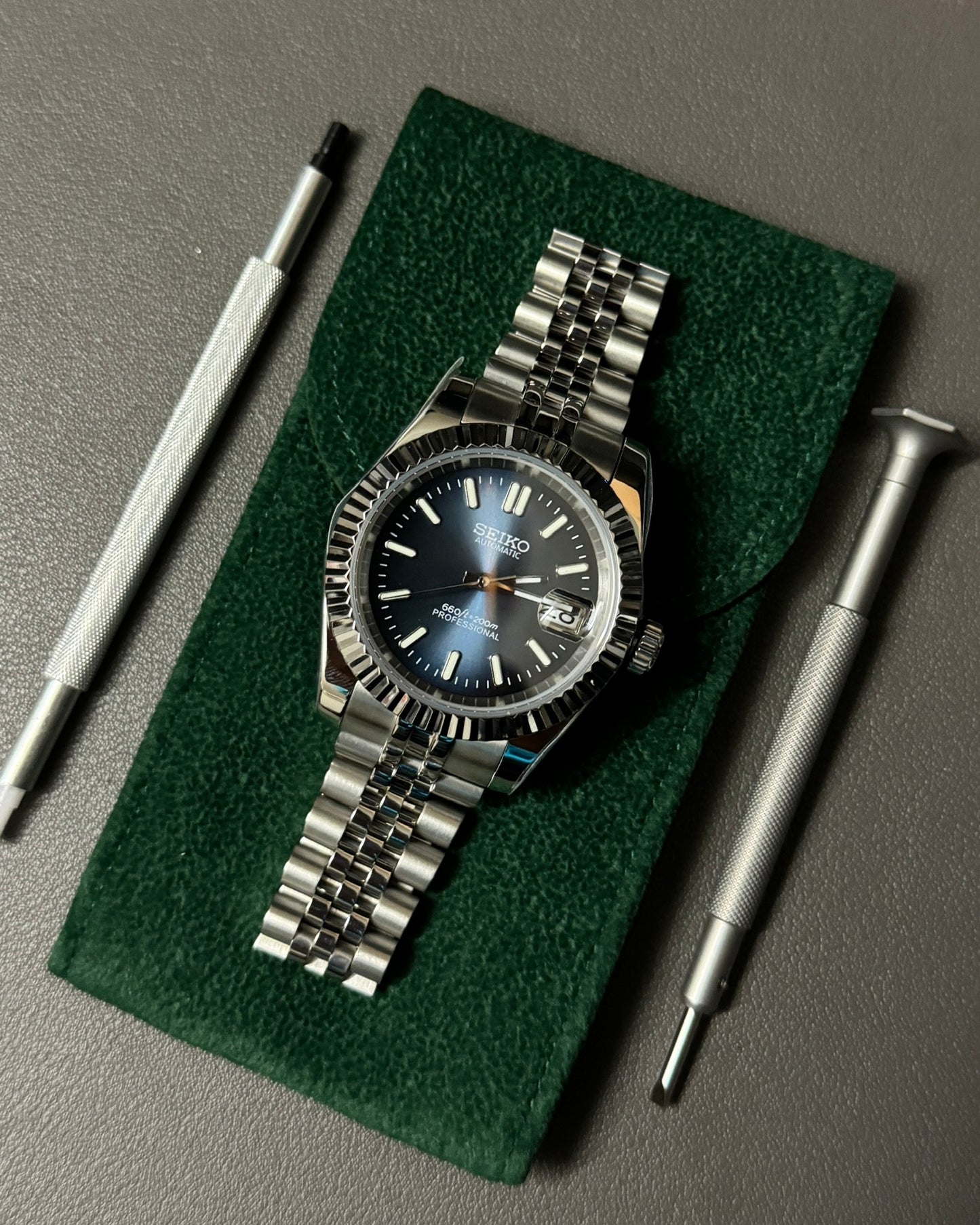 Datejust: Stainless Steel Gradient Sunburst Blue Dial Stick Markers w/ Jubilee Bracelet