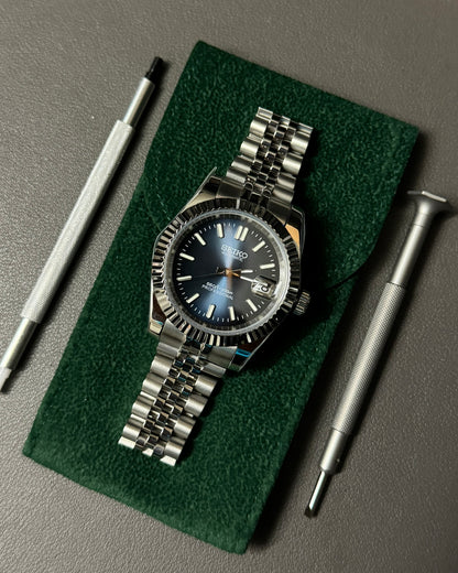 Datejust: Stainless Steel Gradient Sunburst Blue Dial Stick Markers w/ Jubilee Bracelet