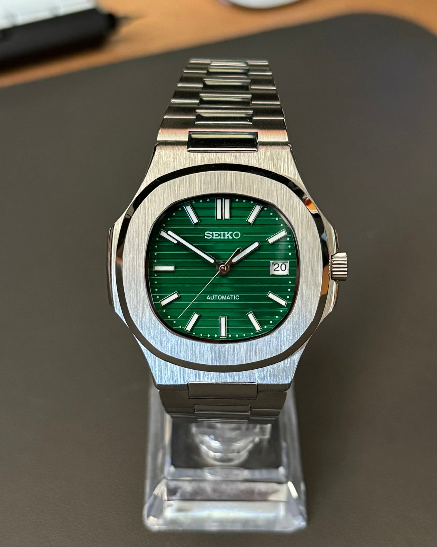 Seiko Mod Seikonaut: Stainless Steel Green Dial