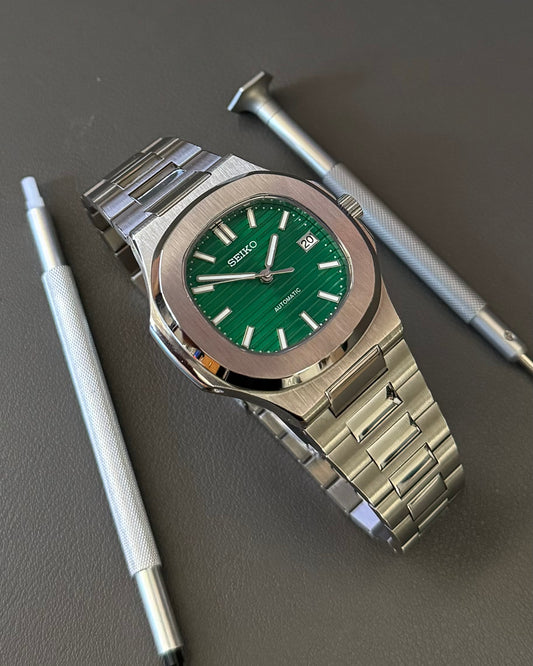 Seiko Mod Seikonaut: Stainless Steel Green Dial