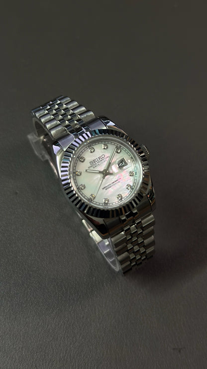 Lady DateJust: Stainless Steel Mother of Pearl Dial Gem Markers w/ Jubilee Bracelet