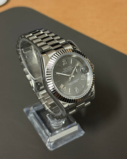 DateJust: Stainless Steel Grey Dial Roman Markers w/ Presidential Bracelet