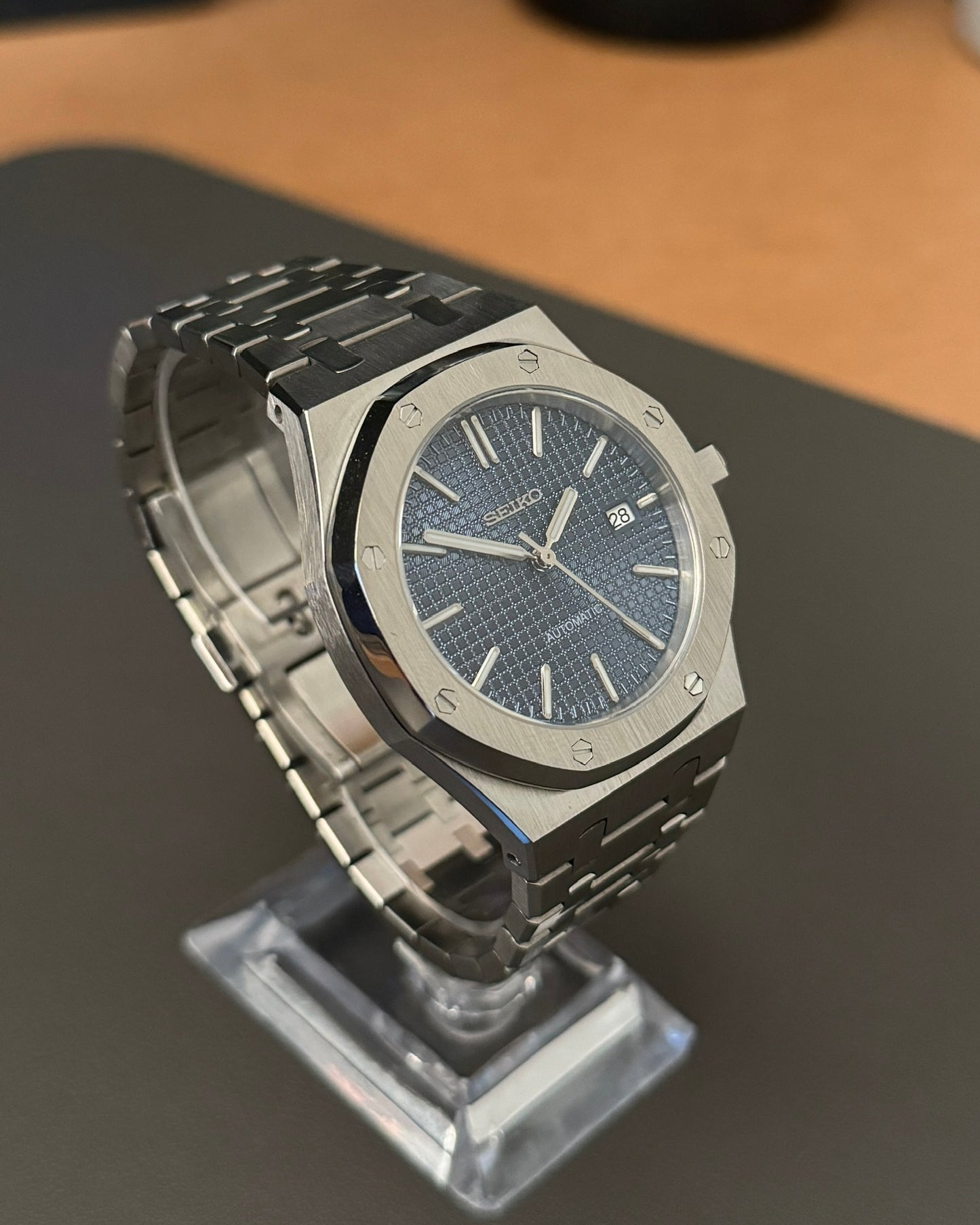 Royal Oak: Stainless Steel w/ Blue dial