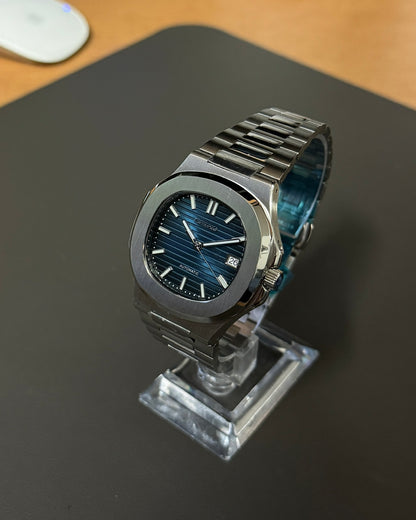 Seiknaut: Stainless Steel Blue Dial