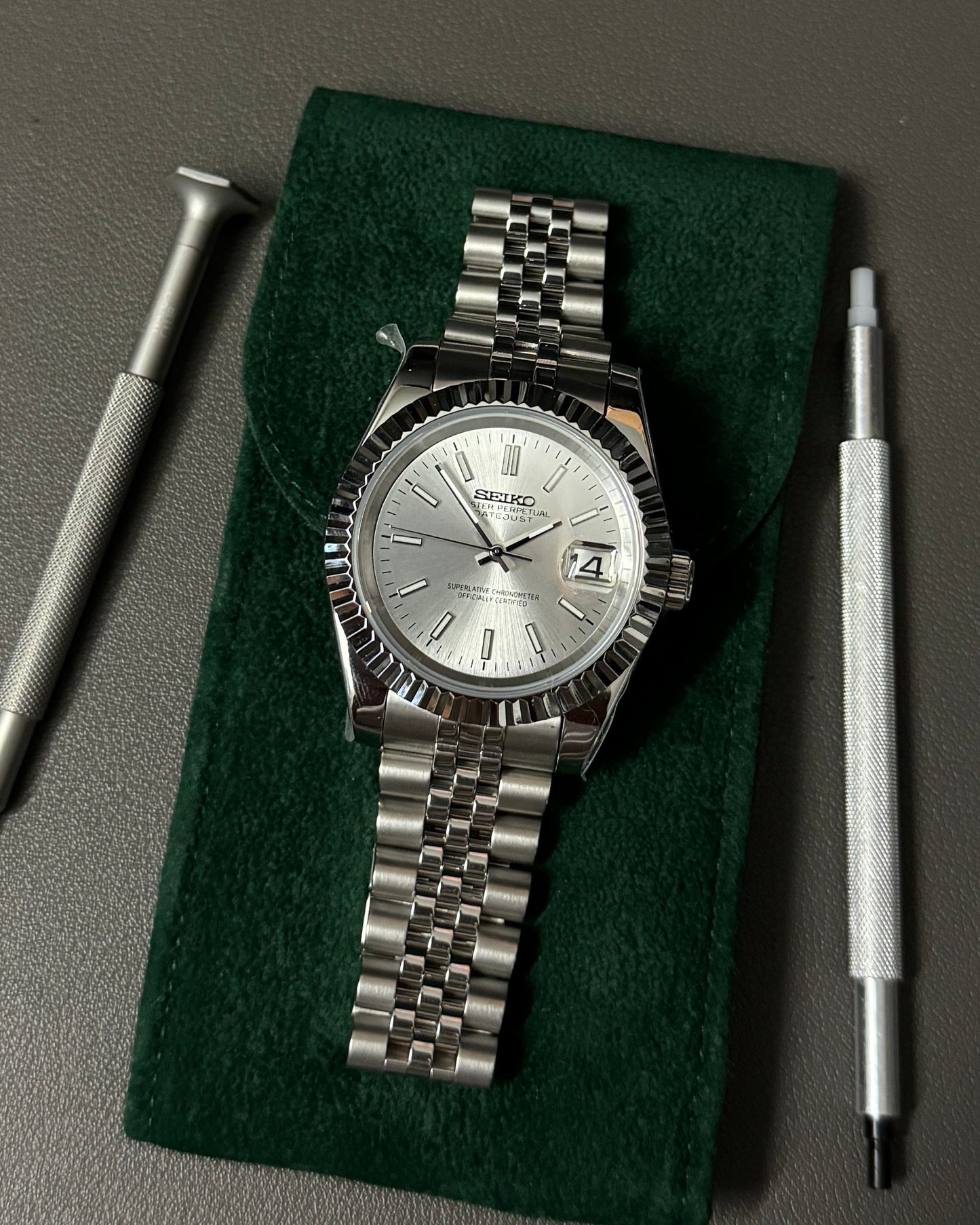 Seiko Mod DateJust: Stainless Steel Sunburst White Dial Stick Markers w/ Jubilee Bracelet